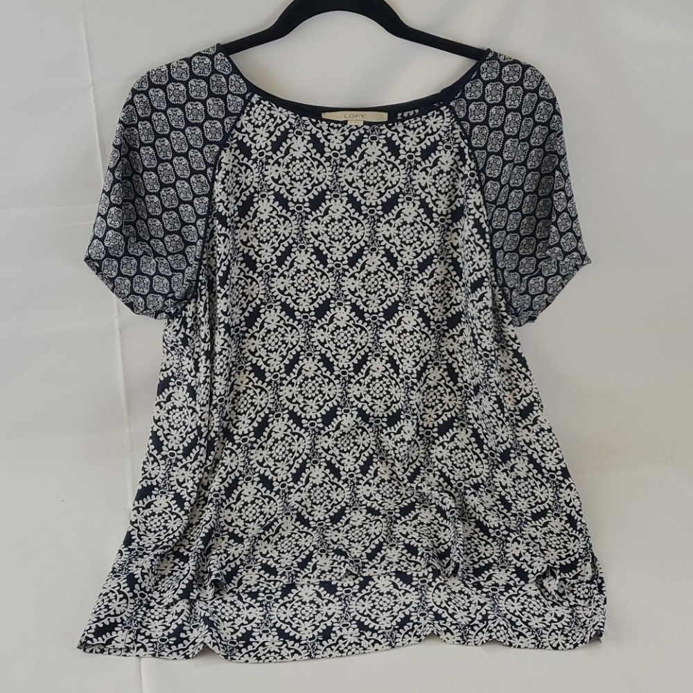 Ann Taylor LOFT shirt